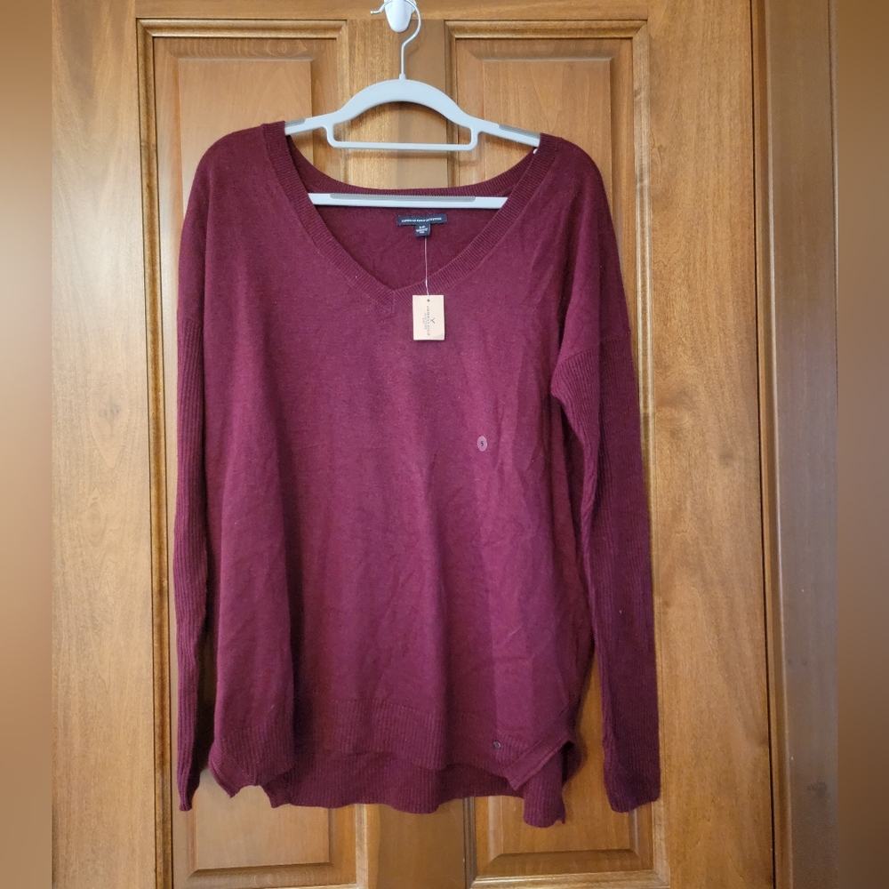 American Eagle maroon long sleeve top